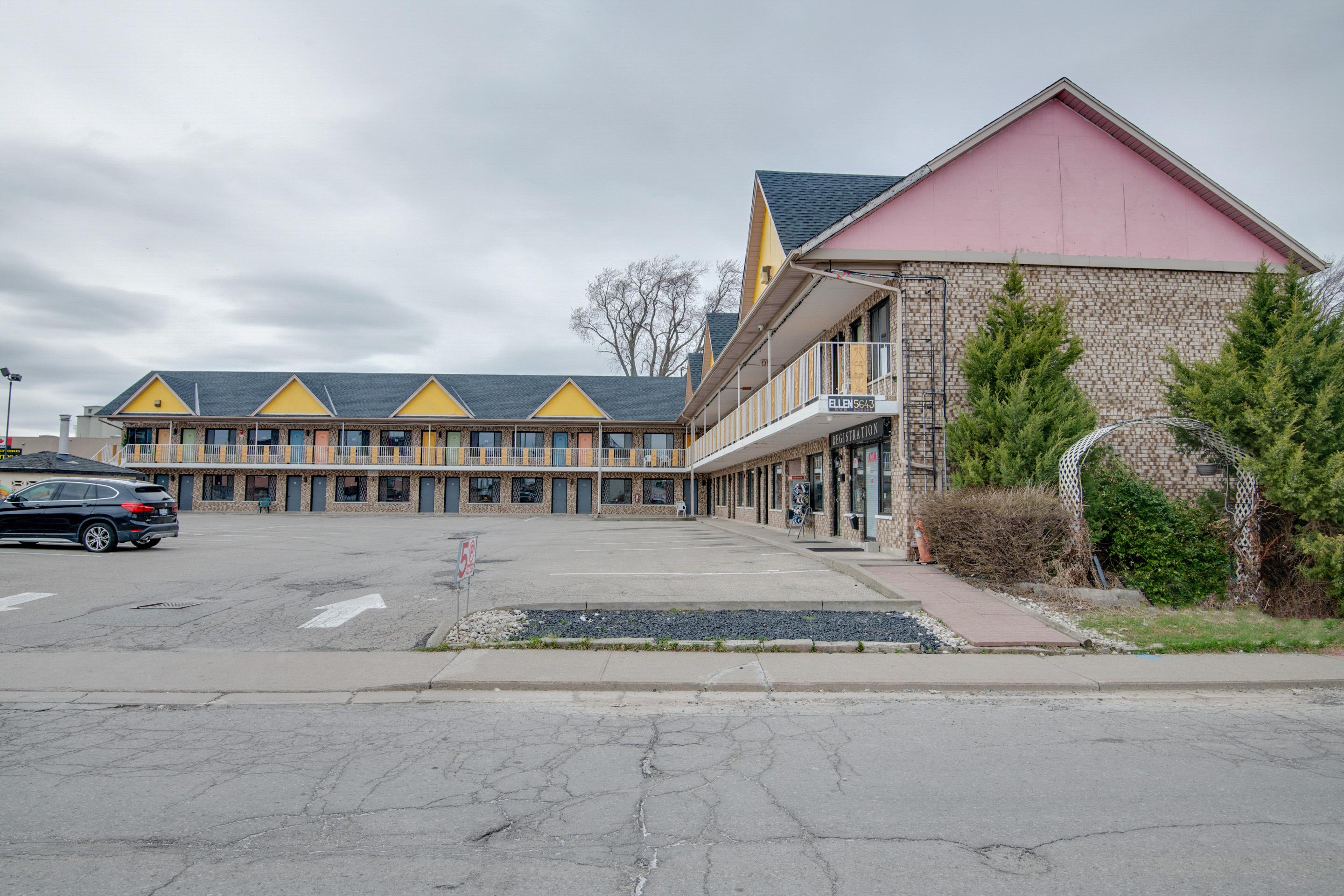 Falls Inn Near Casino Niagara By Oyo Cataratas do Niágara Exterior foto